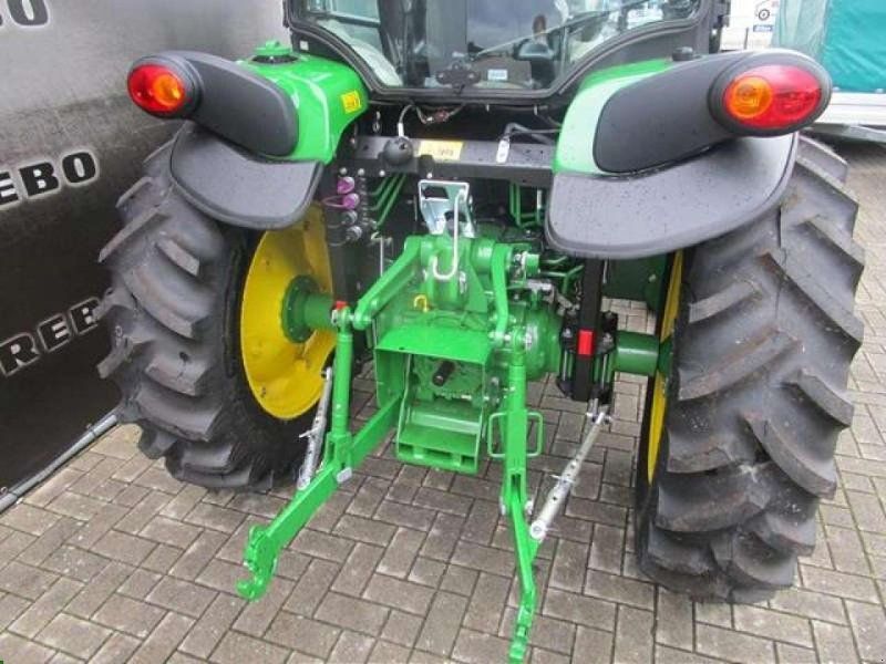 John Deere KOMPAKTTRAKTOR 4066R