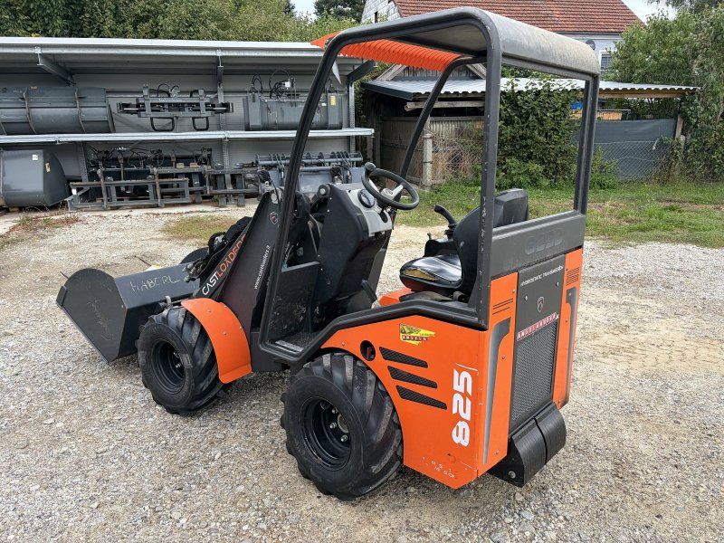 Cast Group 825D Tele mit Schaufel & Ballenspies