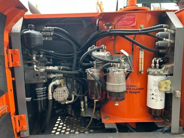 Hitachi ZX 130-3