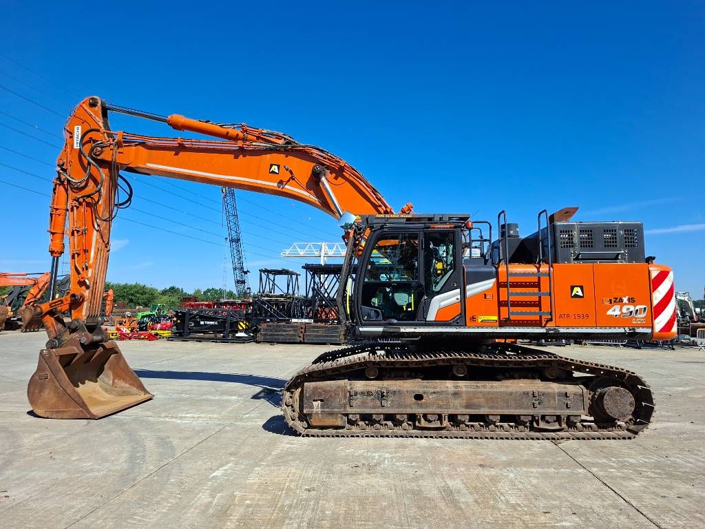 Hitachi ZX490LCH-7