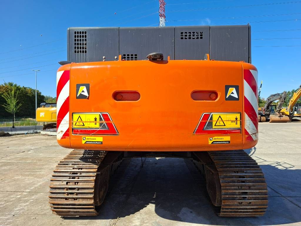 Hitachi ZX490LCH-7