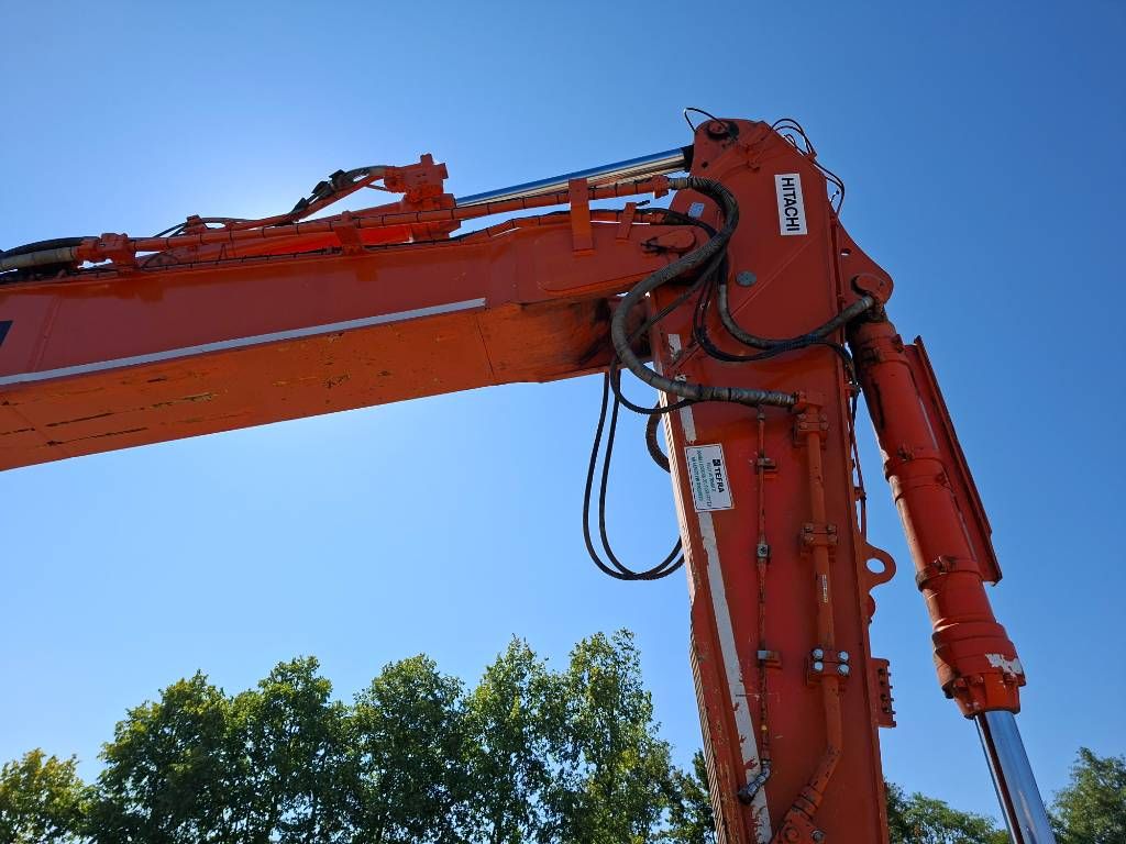 Hitachi ZX490LCH-7