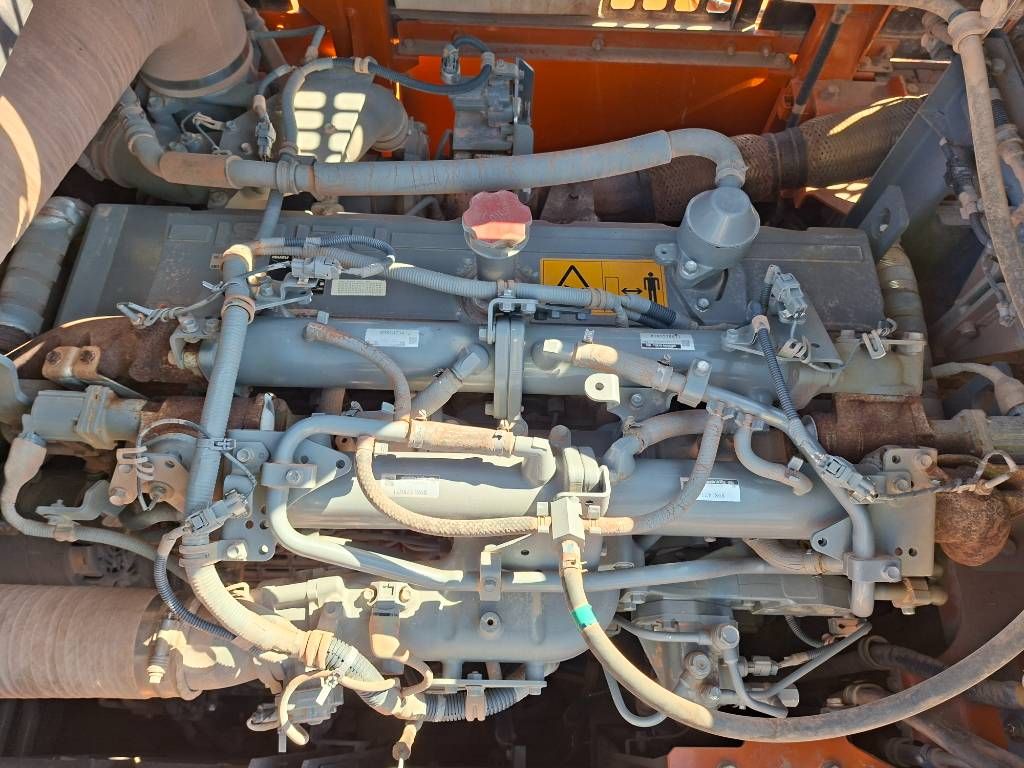 Hitachi ZX490LCH-7