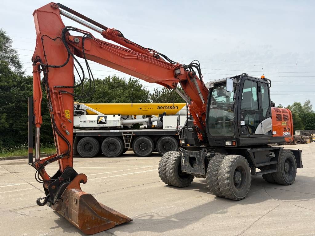 Hitachi ZX140W-6 (3 Pieces available)