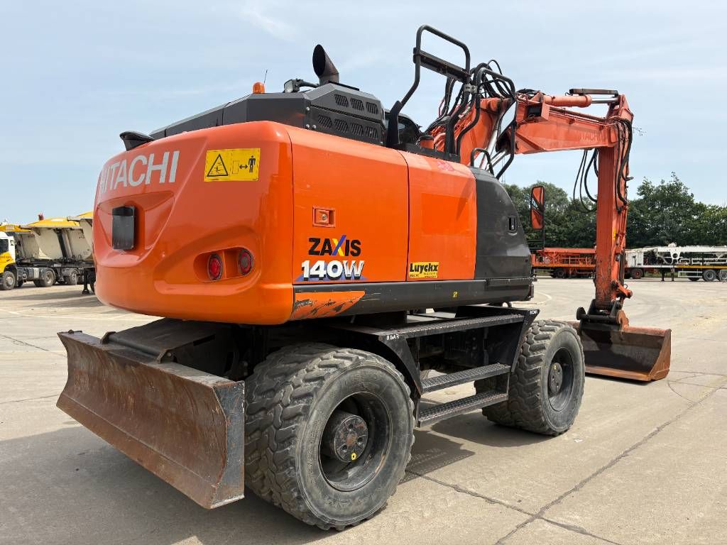 Hitachi ZX140W-6 (3 Pieces available)