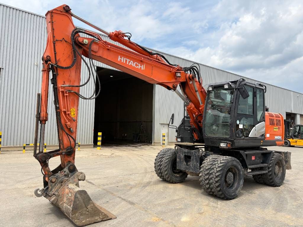 Hitachi ZX140W-6 (3 Pieces available)