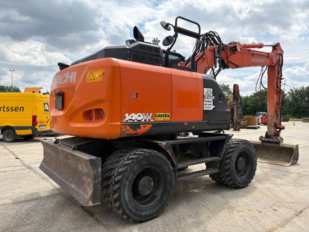 Hitachi ZX140W-6 (3 Pieces available)