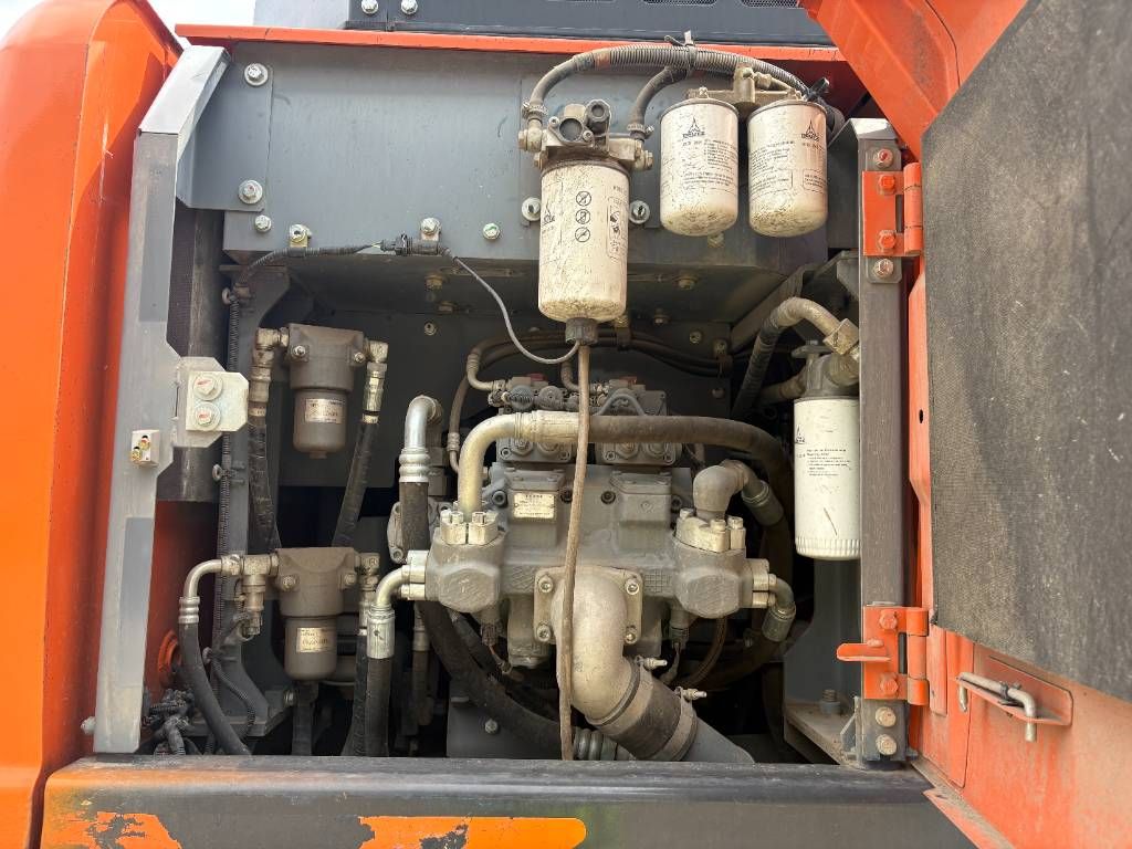 Hitachi ZX140W-6 (3 Pieces available)