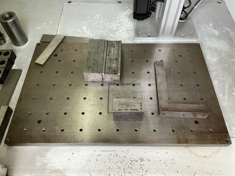 2004 baublys 65S/NC 500 Laser engraving machine