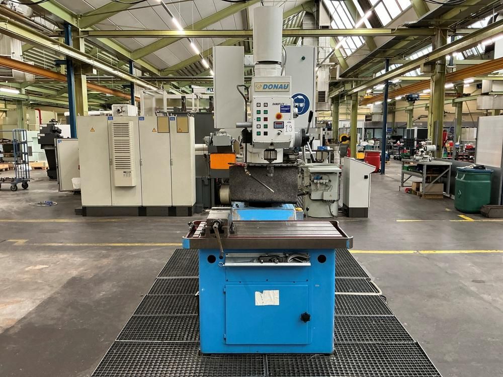 2002 Donau DANUFLEX 135 pillar drilling machine