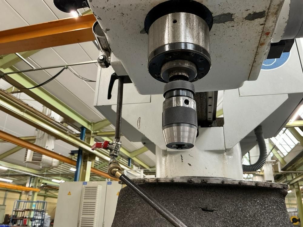 2002 Donau DANUFLEX 135 pillar drilling machine