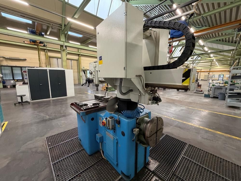 2002 Donau DANUFLEX 135 pillar drilling machine
