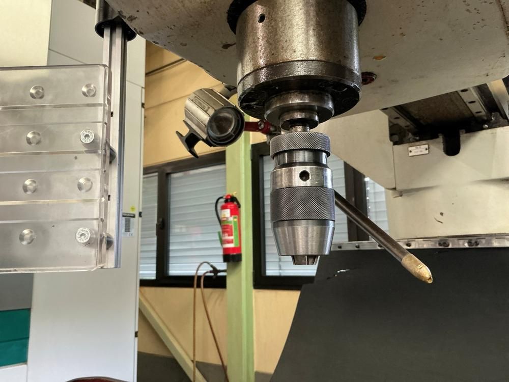 2000 Donau DANUFLEX 135 pillar drilling machine