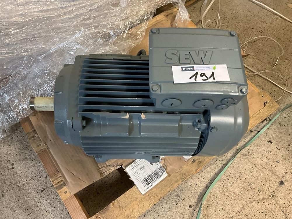 SEW-Eurodrive DRN132L4/FI/TF Electric Motor