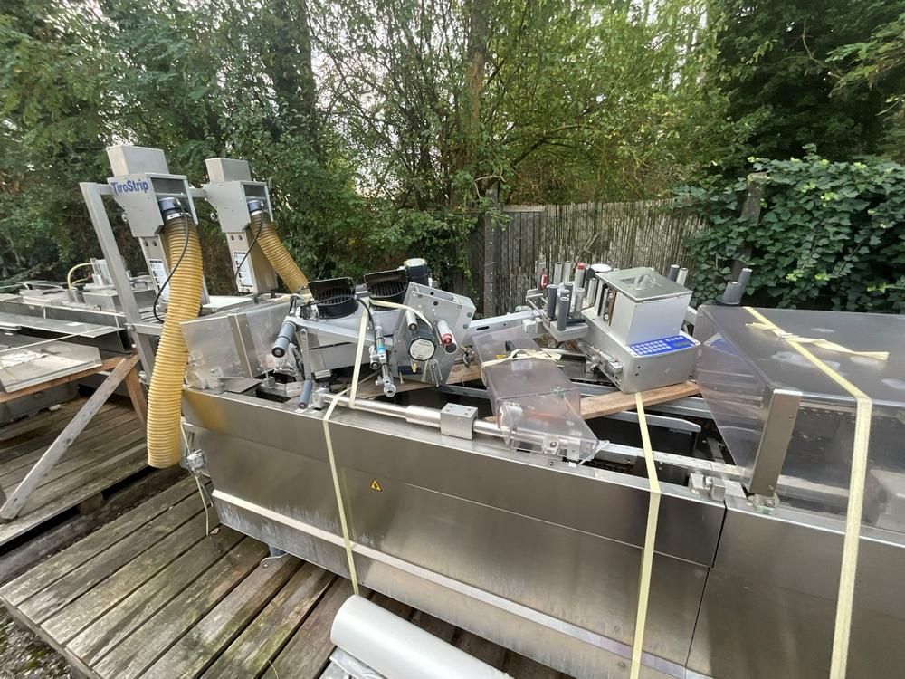 TIROMAT 650 Thermoforming Machine for Parts Packaging