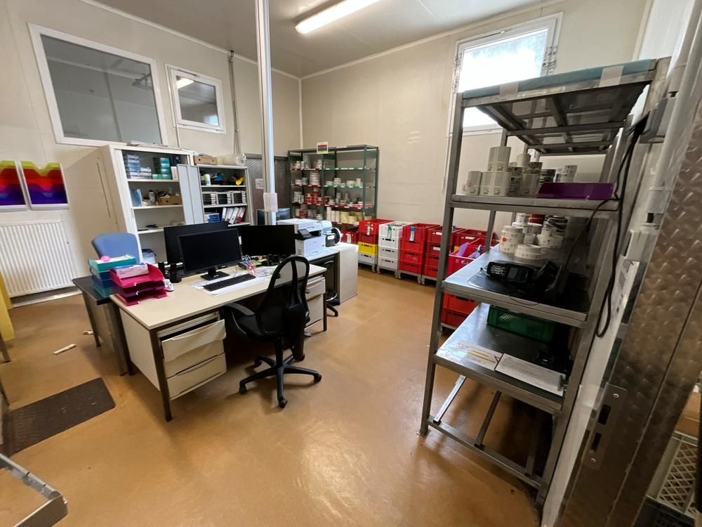 Office Workstation