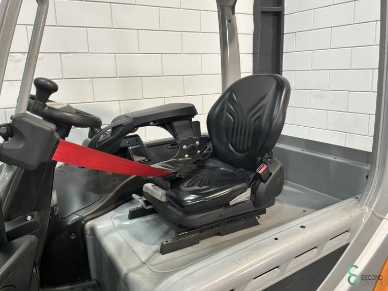 Forklifts Electric Still RX60-25 2017 Triplex 3+4th Valve