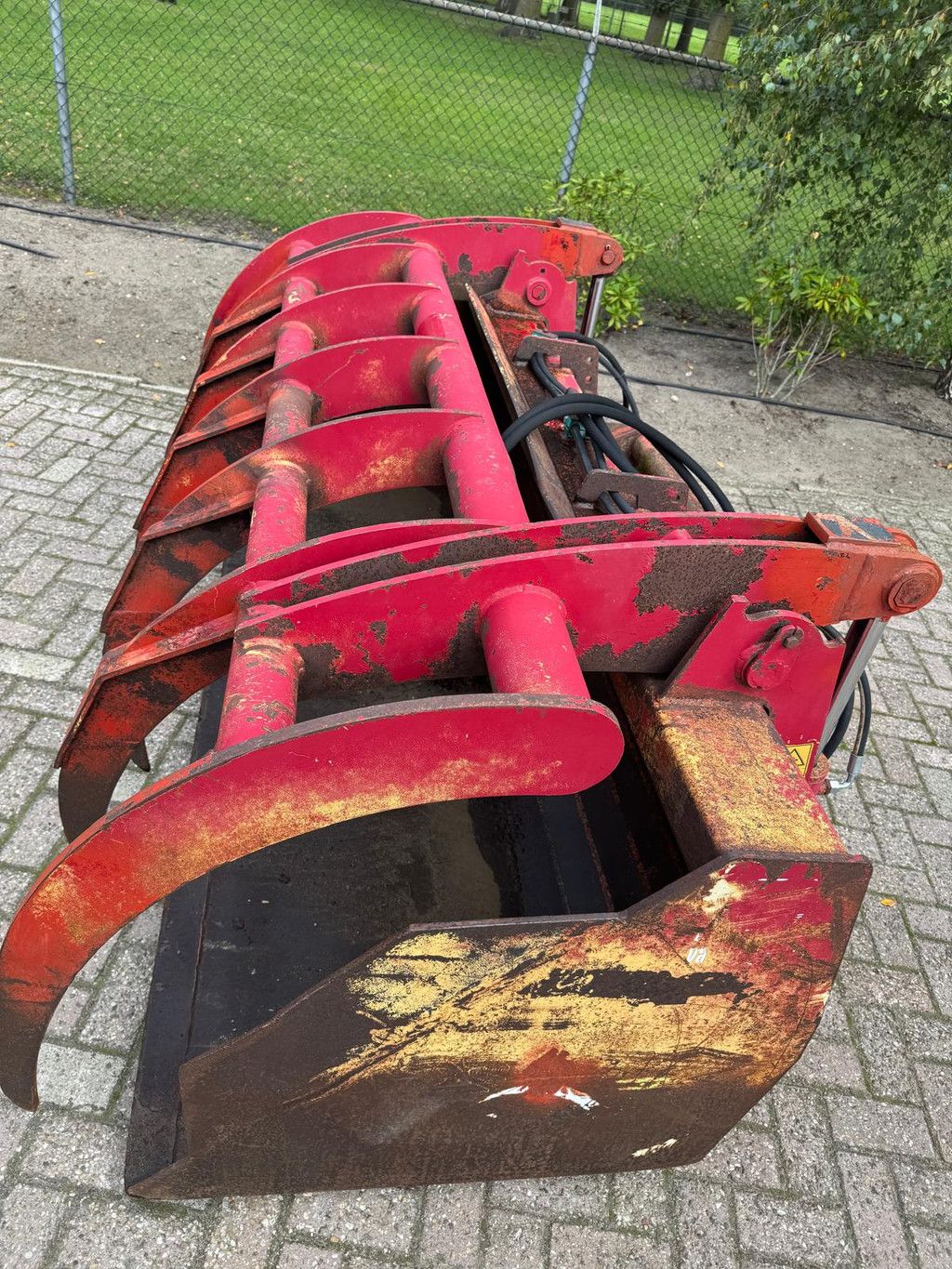 Manitou mestbak Pelikaanbak 250