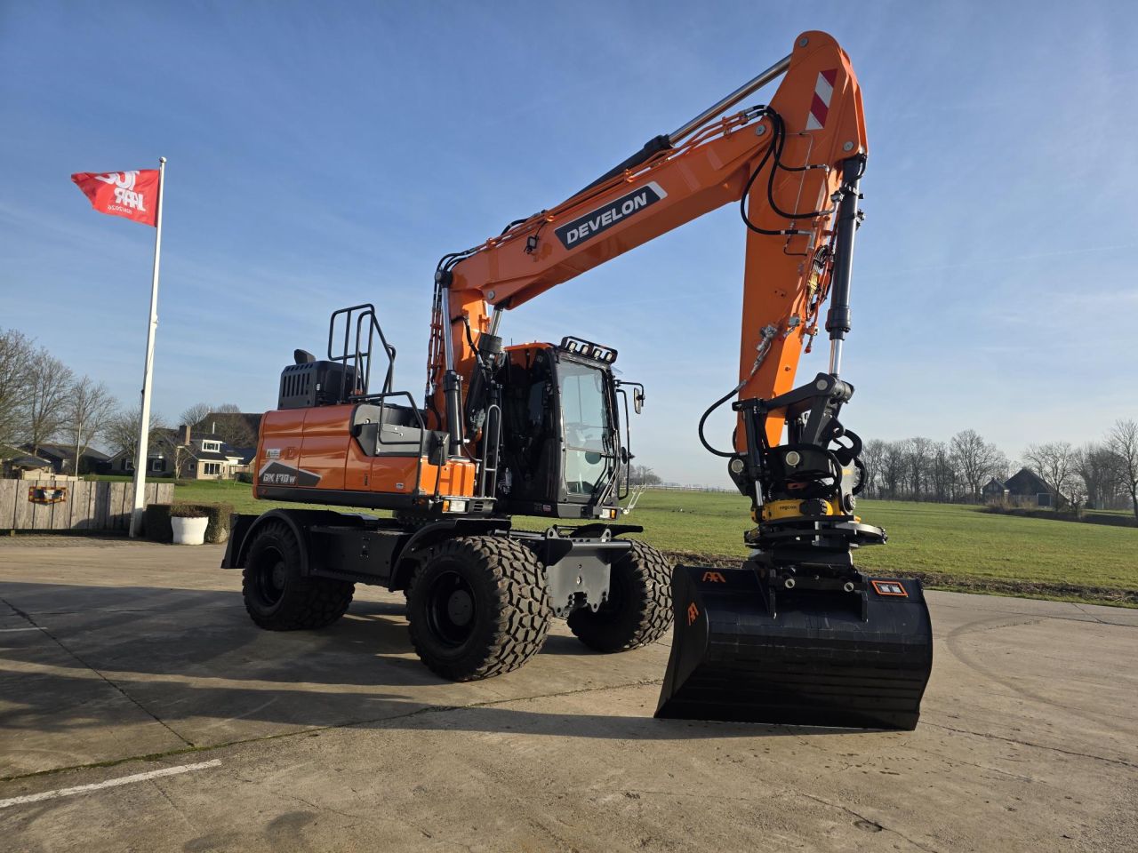 Develon DX170W-7
