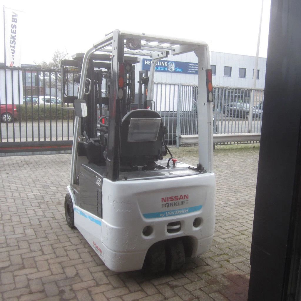 Nissan Heftruck L16Q, elek., triplex, side shift, vorkverstelling.
