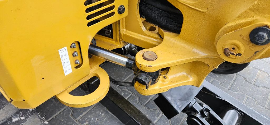 Caterpillar 302CR