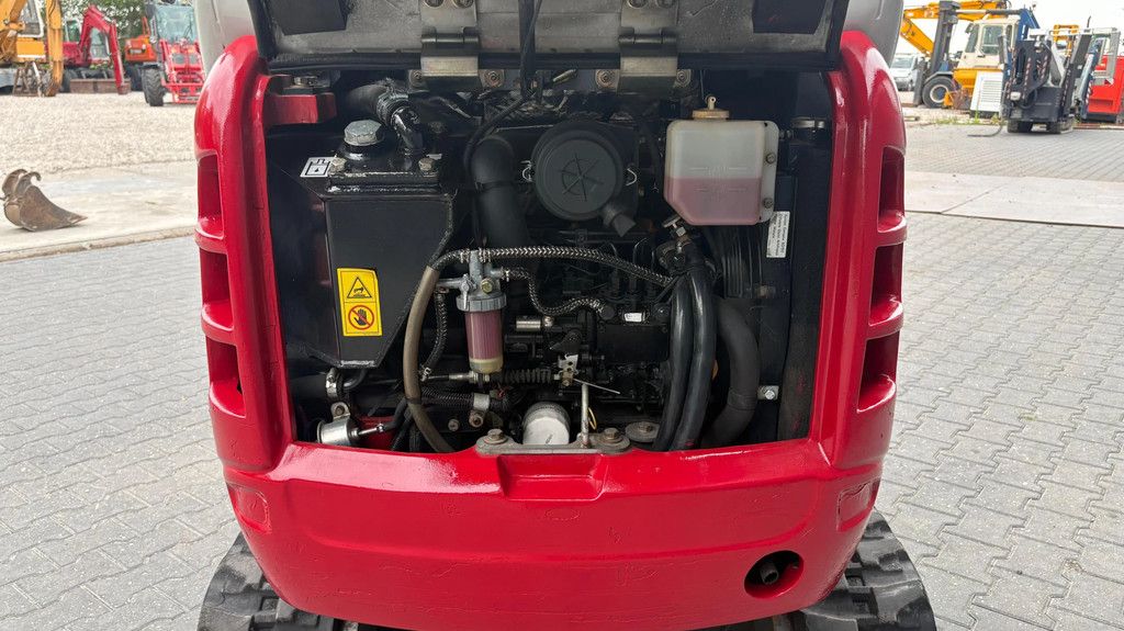 Takeuchi TB 216