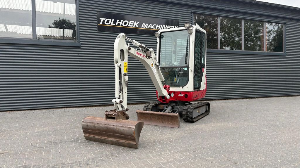 Takeuchi TB 216