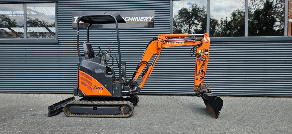 Hitachi Zaxis 17 U