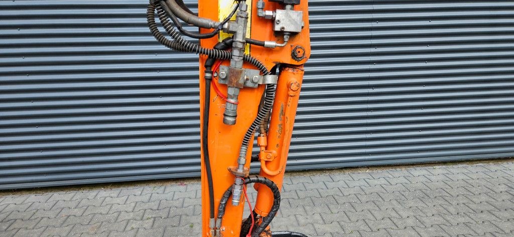 Hitachi Zaxis 17 U