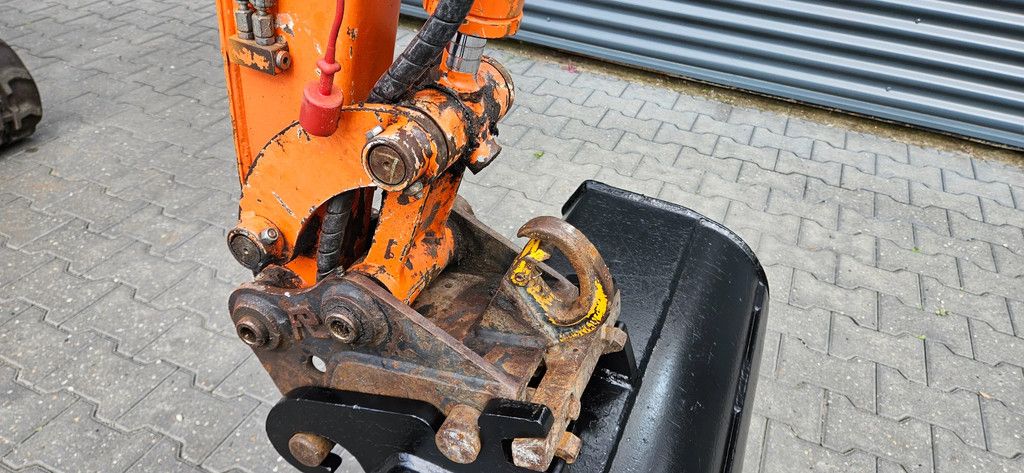 Hitachi Zaxis 17 U