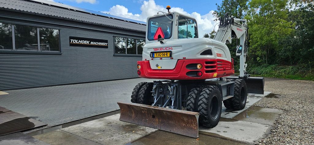 Takeuchi TB 295W
