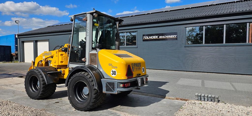 Paus SL755