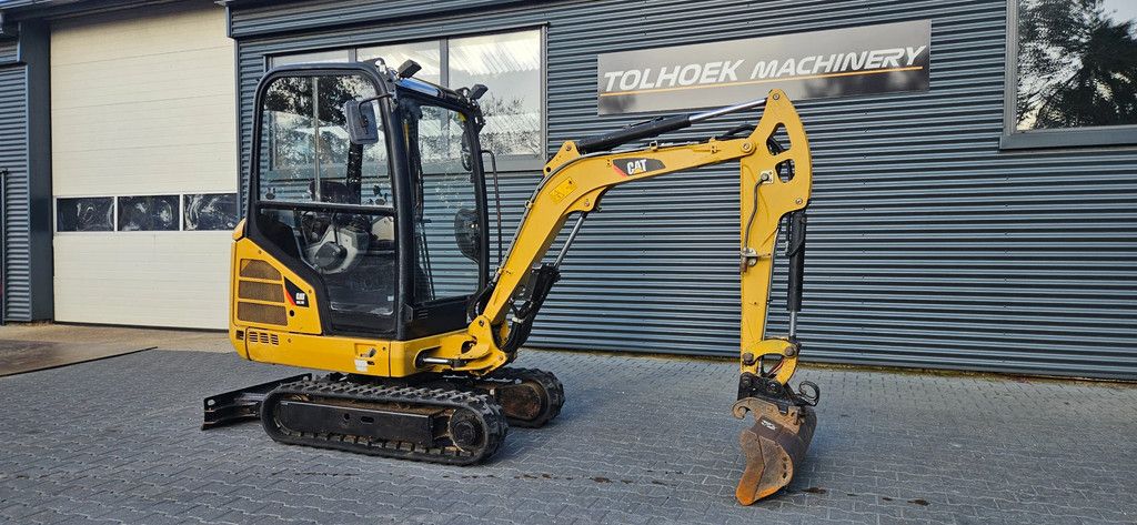 Caterpillar 301.7D
