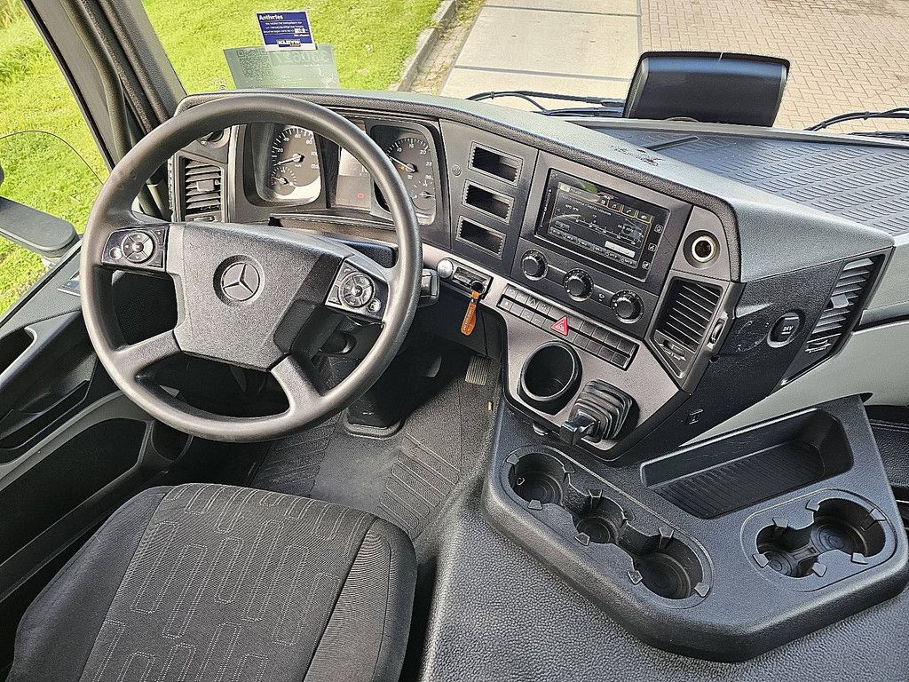 MERCEDES-BENZ ANTOS 1830