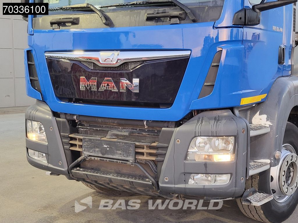 MAN TGS 32.400 8X4 9m3 mixer Steel suspension Manual Euro 6