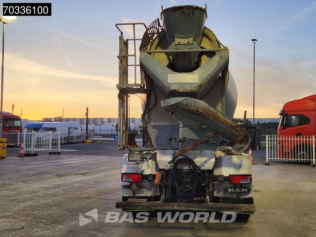 MAN TGS 32.400 8X4 9m3 mixer Steel suspension Manual Euro 6