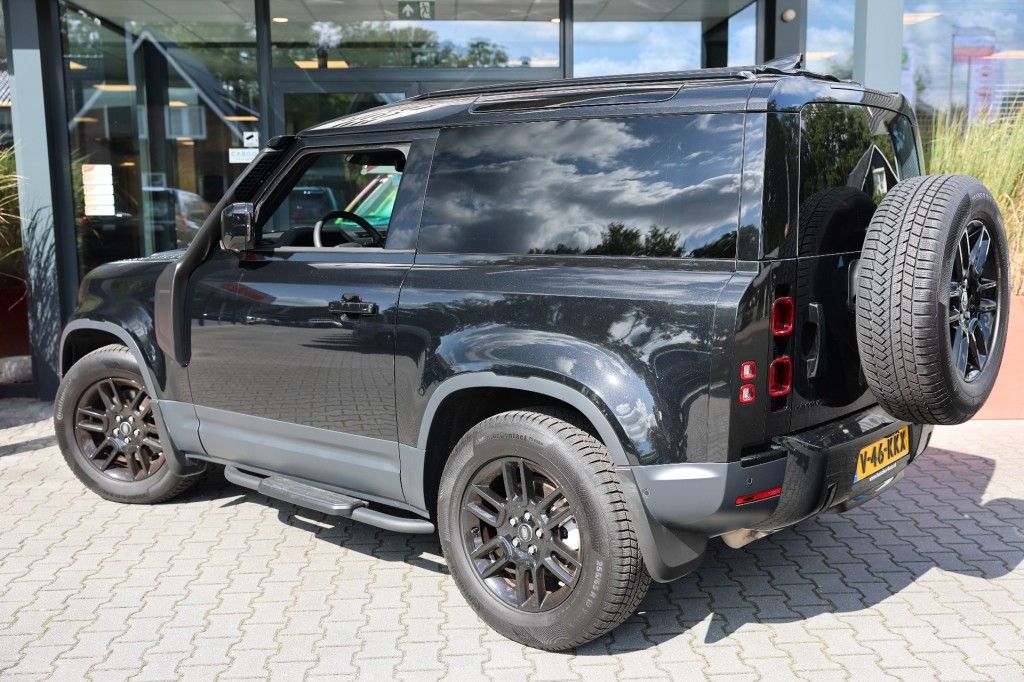 Land Rover Defender 3.0 D 250 MH EV 90 A/T VAN