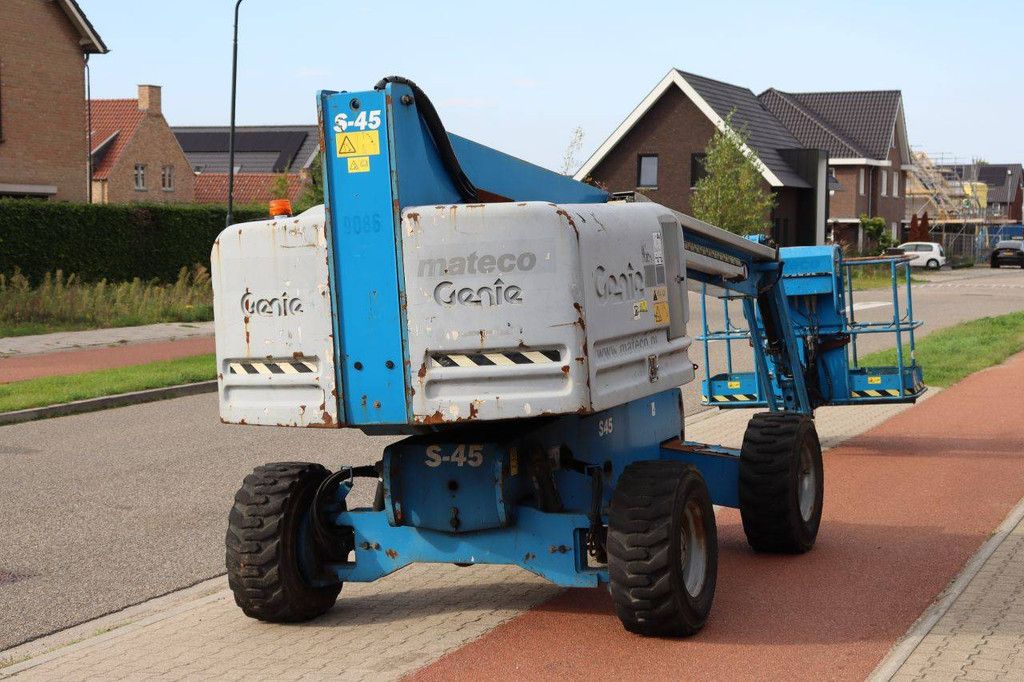 Genie S-45 Diesel Telescopic Boom Lift 227kg 15.7m 2014