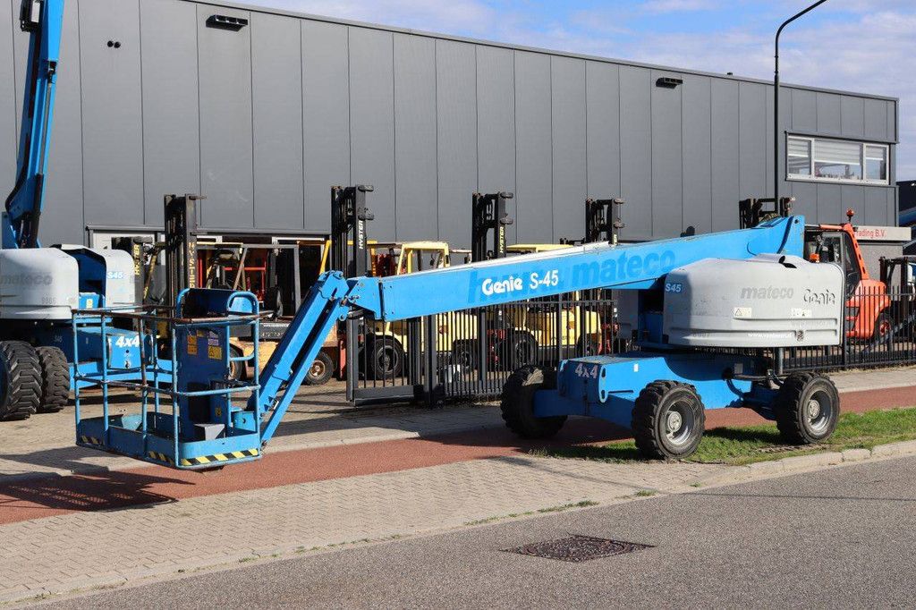 Genie S-45 Diesel-Teleskoparbeitsbühne, 227 kg, 15,7 m, Baujahr 2016
