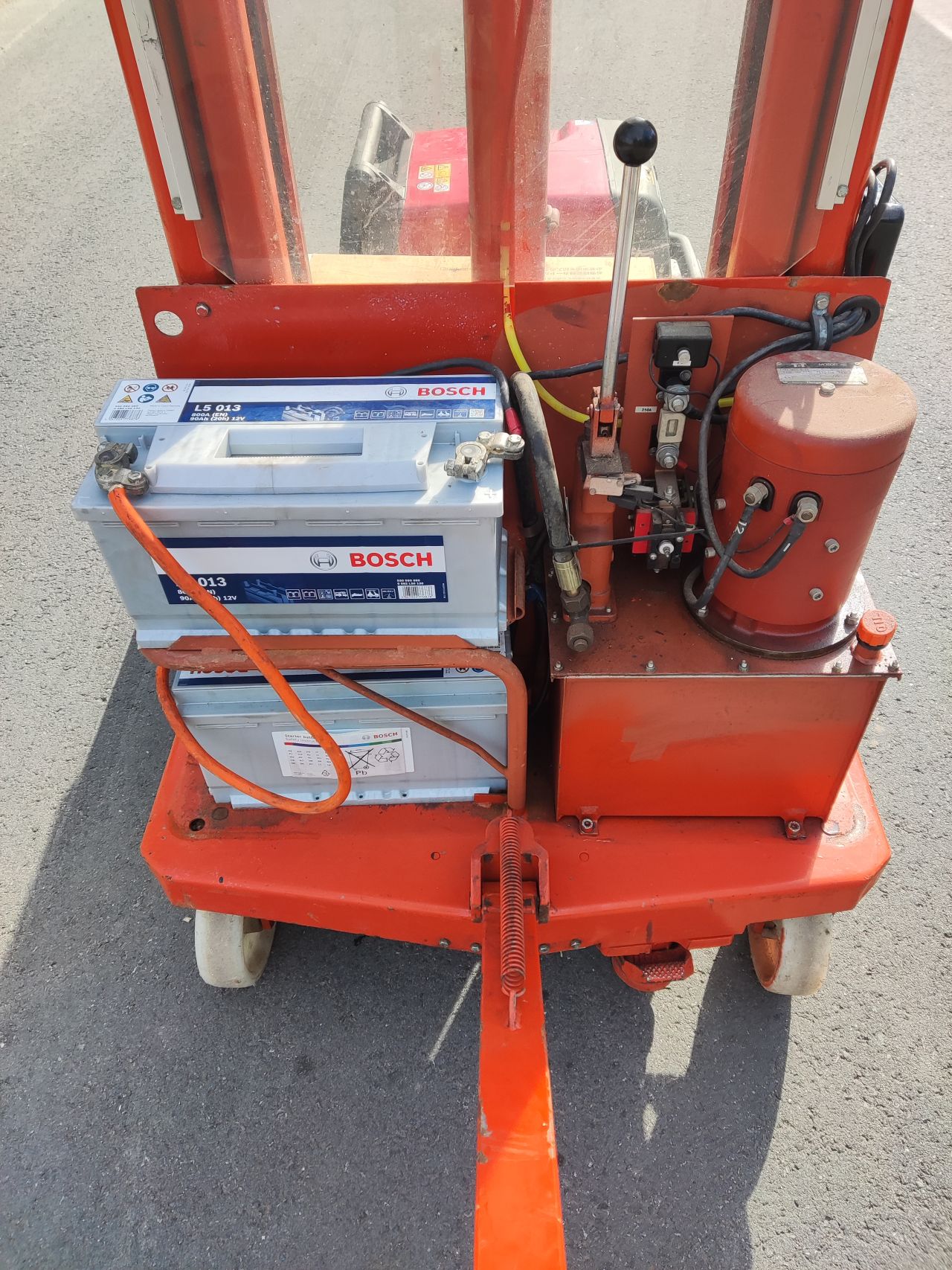 BT Lifter palletheffer (type SV1000, 1.000 kg., 24V, i.z.g.s)