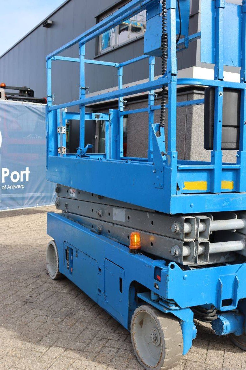 Genie GS-2032 Electric Scissor Lift 363kg 8.0m 2005