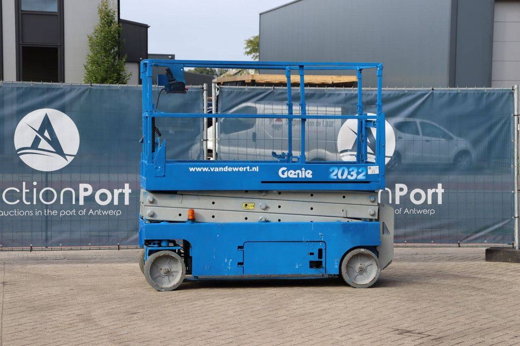 Scissor Lift Genie GS2032 Electric 8.0m 2005