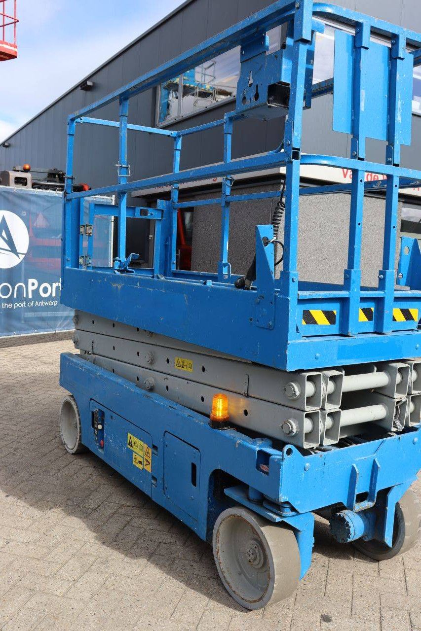 Schaarhoogwerker Genie GS-2032 Elektrisch 363kg 8.0m 2006