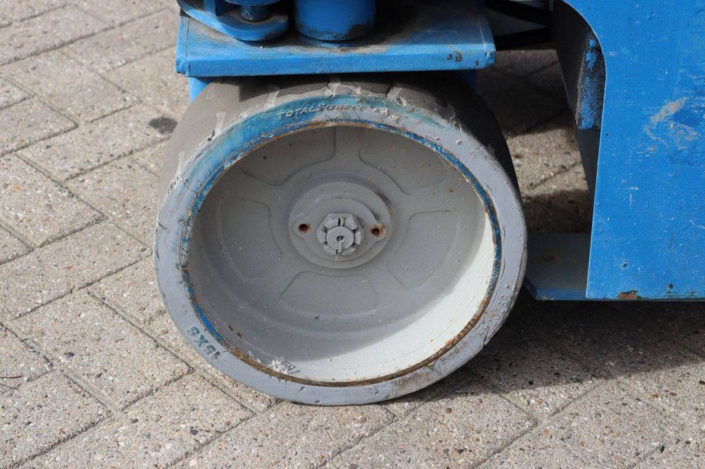 Schaarhoogwerker Genie GS-2032 Elektrisch 363kg 8.0m 2006