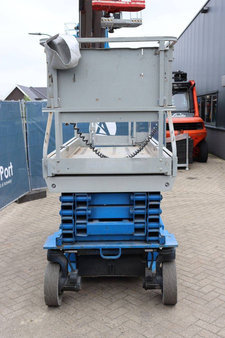 Scherenbühne JLG 2646ES Elektrisch 450 kg 10 m 2006