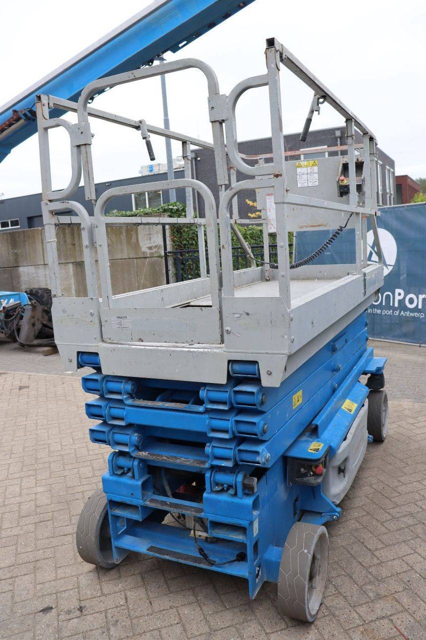 Scherenbühne JLG 2646ES Elektrisch 450 kg 10 m 2006