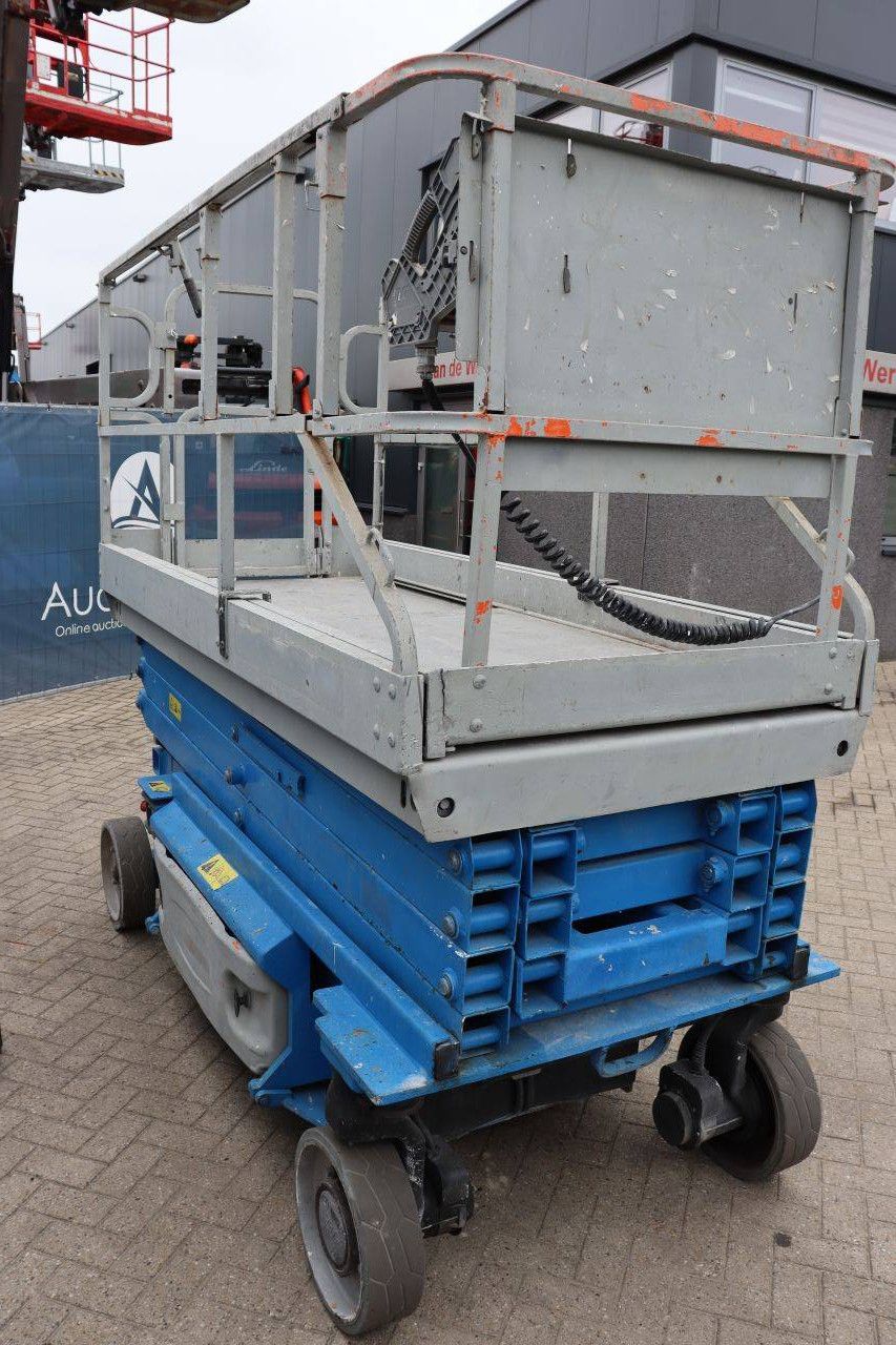 Scherenbühne JLG 2646ES Elektrisch 450 kg 10 m 2006