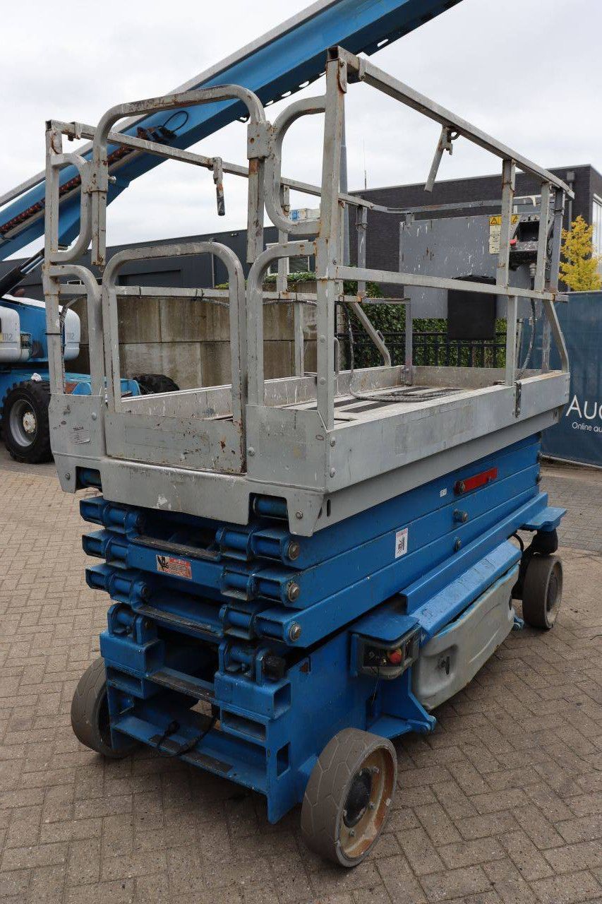 Scissor Lift JLG 2646ES Electric 450kg 10m 2006