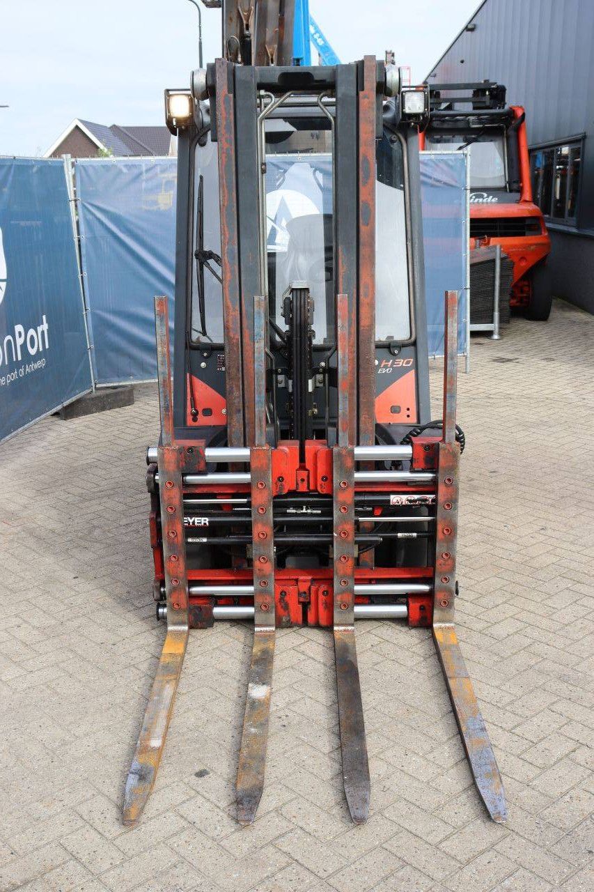 Linde H30D-02 Diesel-Gabelstapler 3000 kg 4,8 m 2013