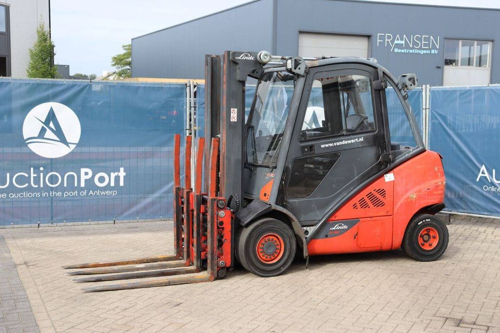Linde H30D-02 Diesel-Gabelstapler 3000 kg 4,8 m 2013